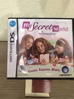 Nintendo DS My Secret World by Imagine Complete CIB Tested Ubisoft